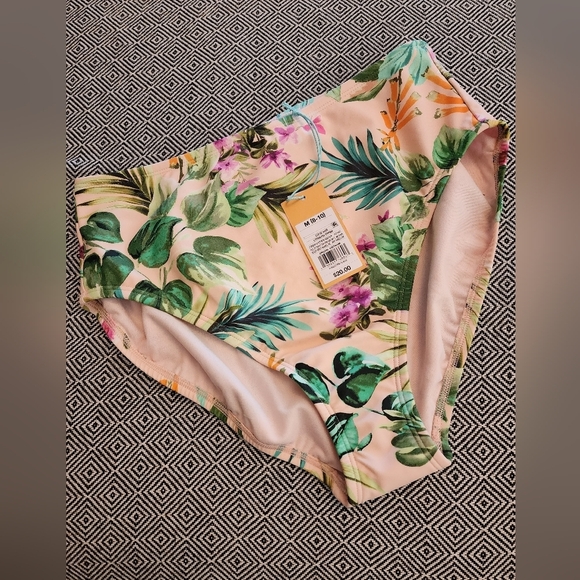 Kona Sol Other - Nwt Kona Sol Size M Bikini Bottoms